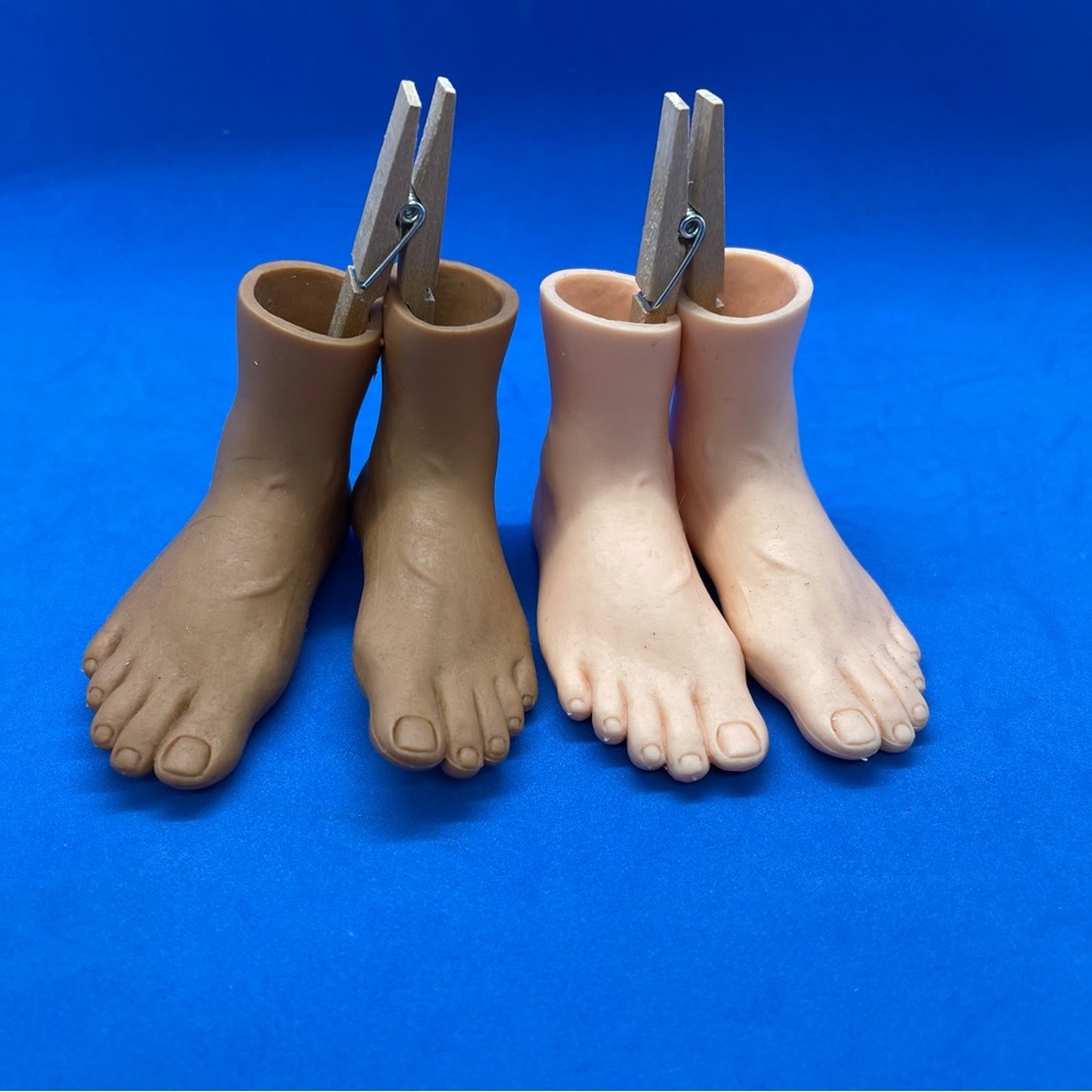 Finger Feet Puppets Flesh Vinyl Set 4 Mini Light Dark Skin